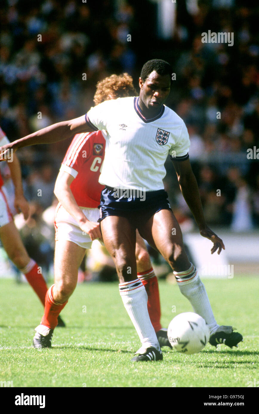 Football - Friendly - Angleterre v URSS Banque D'Images