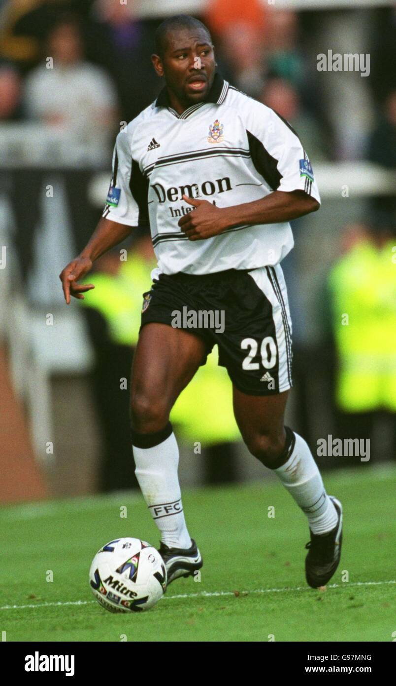 Football - Nationwide League Division One - Fulham / Barnsley.Gus Uhlenbeek, Fulham Banque D'Images