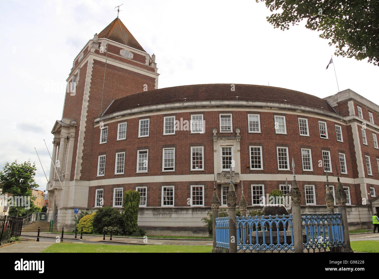 Pierre de couronnement royal, Guildhall, High Street, Kingston upon Thames, Londres, Angleterre, Grande-Bretagne, Royaume-Uni, UK, Europe Banque D'Images