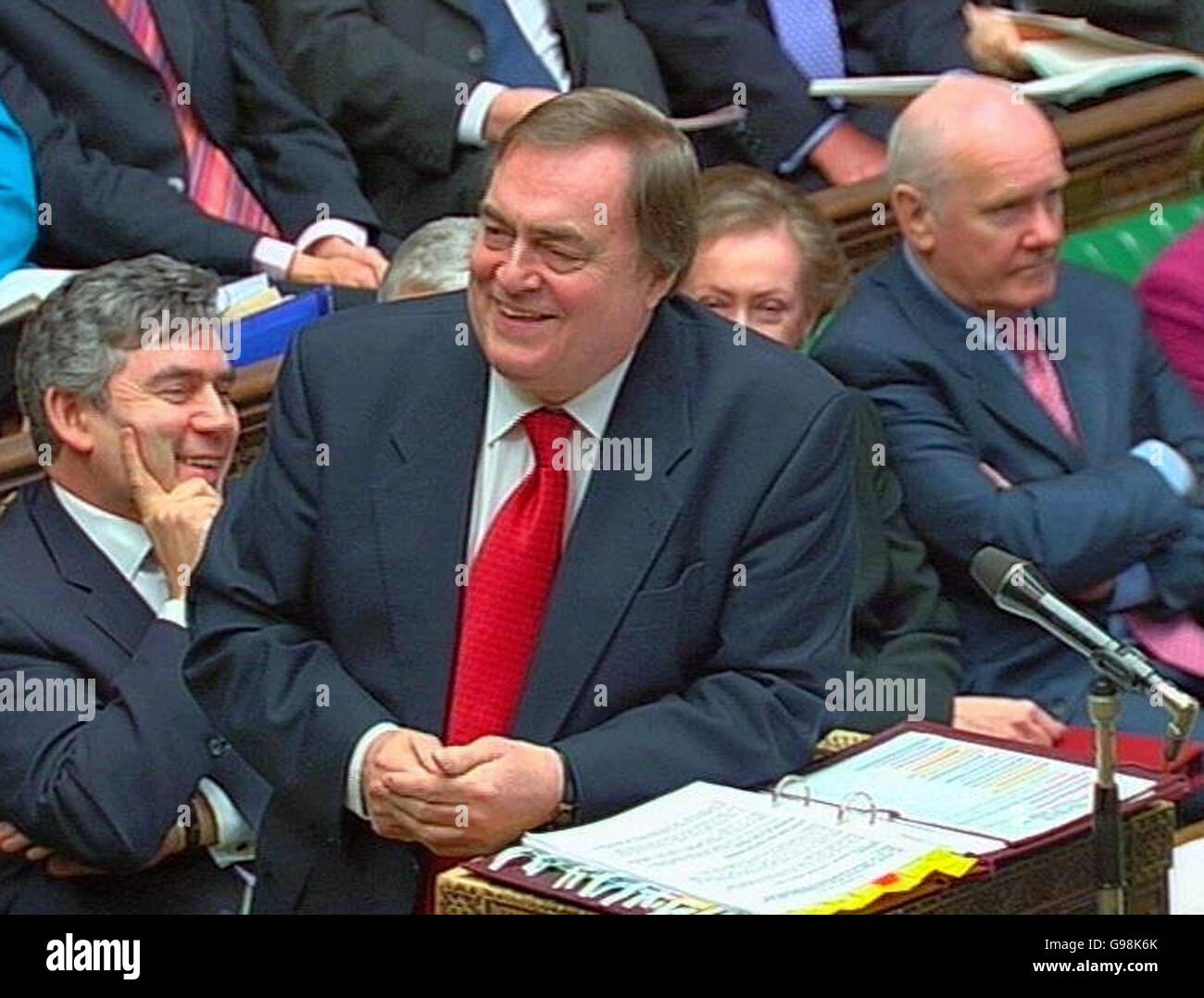 Le vice-premier ministre britannique, John Prescott, prend la parole lors des questions du premier ministre à la Chambre des communes, à Londres, le mercredi 29 mars 2006. APPUYEZ SUR ASSOCIATION photo. Le crédit photo devrait se lire comme suit : PA Banque D'Images