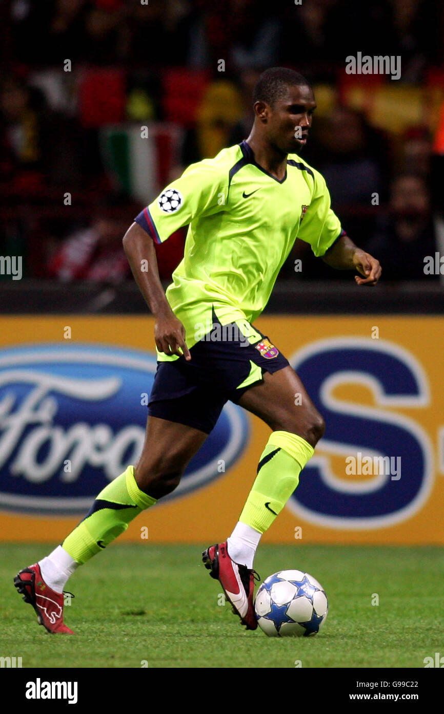 Football - Ligue des champions de l'UEFA - semi-finale - première étape - AC Milan / Barcelone - Giuseppe Meazza. Samuel ETO'o, Barcelone Banque D'Images