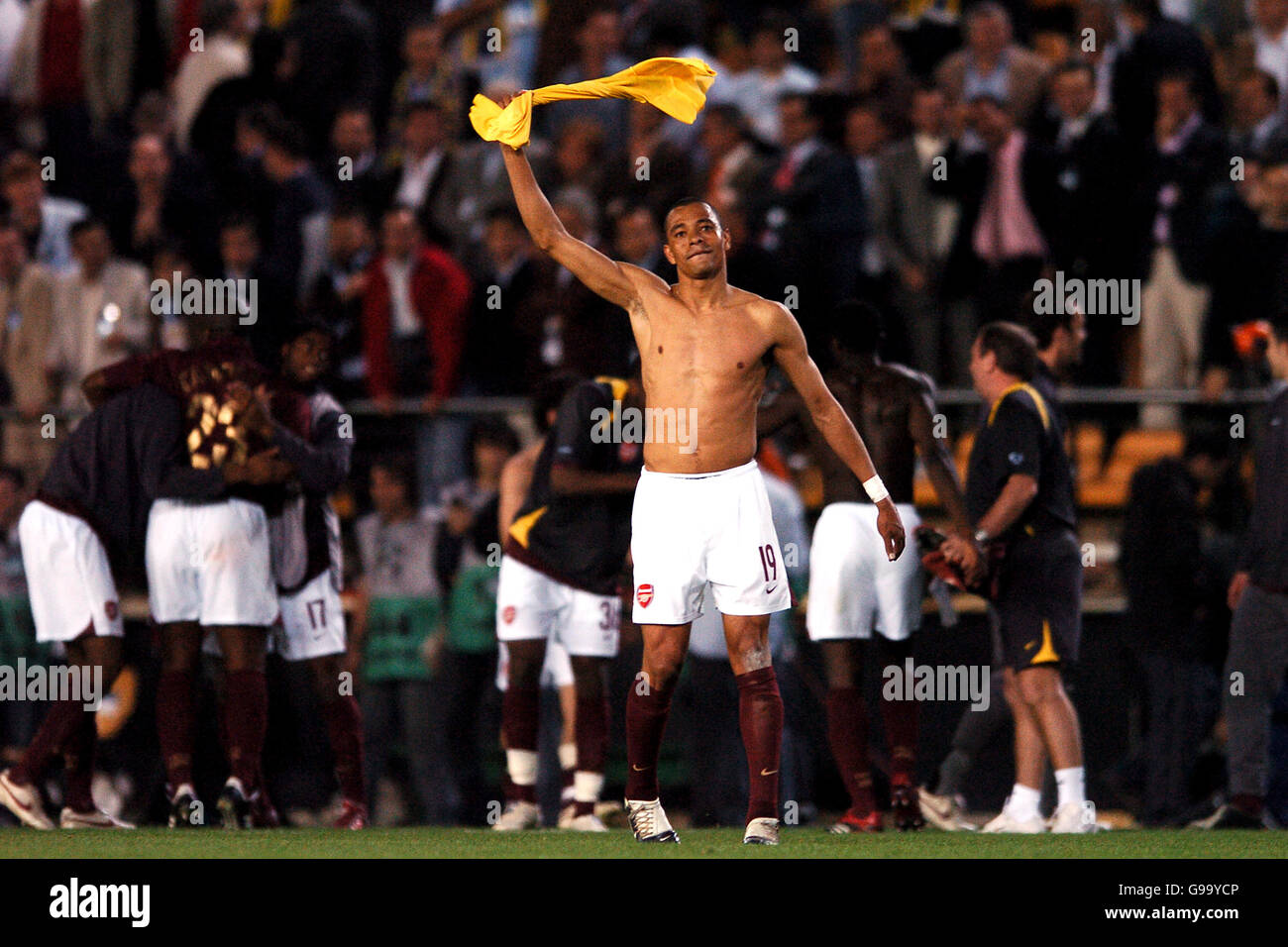 Gilberto, d'Arsenal, célèbre l'obtention de la finale de la Ligue des champions de l'UEFA Banque D'Images