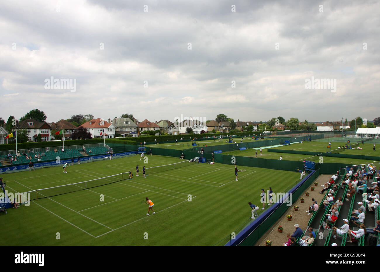 Tennis - le Trophée Surbiton 2006 - Club de racket et de fitness Surbiton. Une vue générale des courts du Trophée Surbiton Banque D'Images