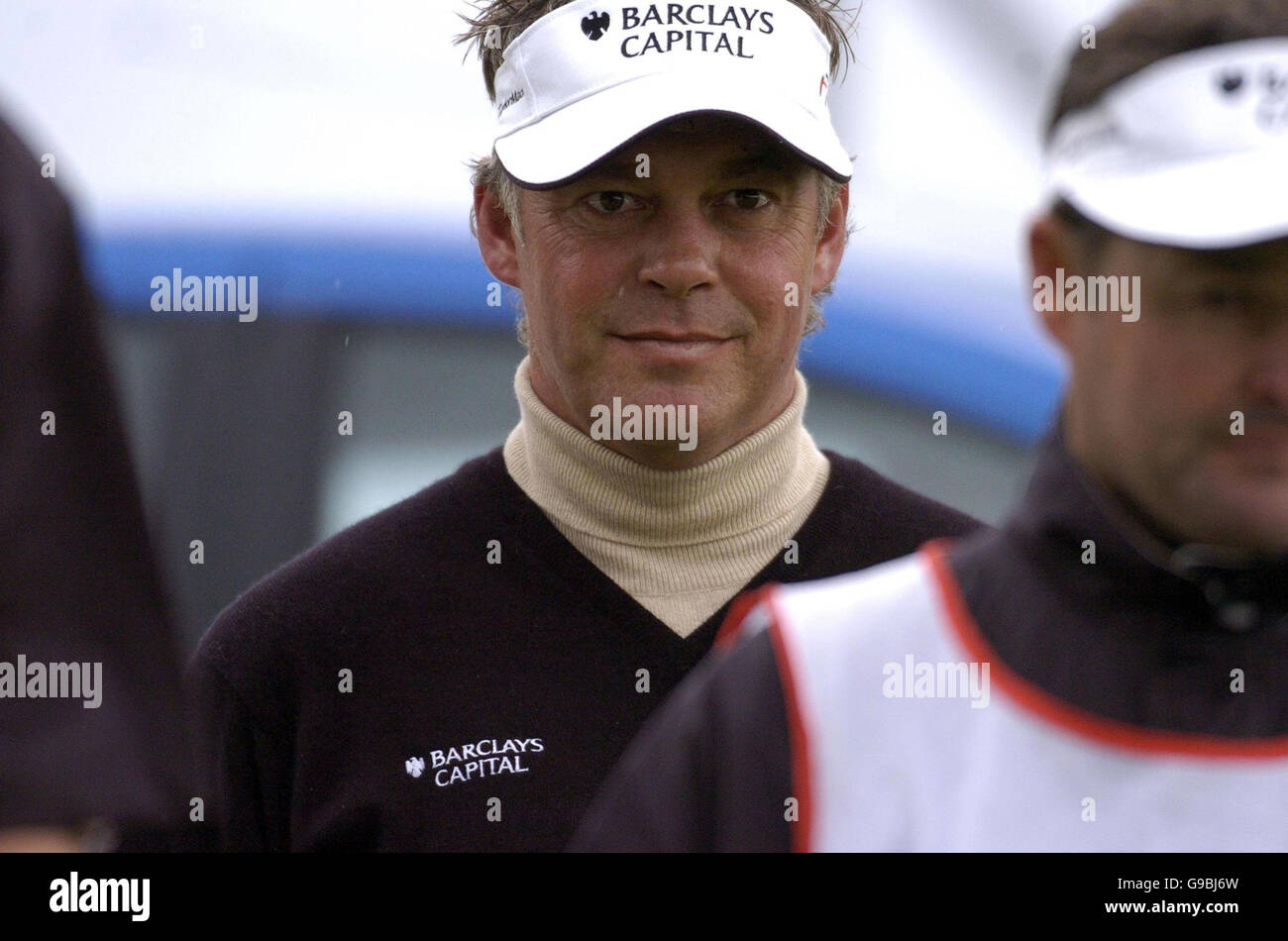 Darren Clarke, de l'Irlande, au 18e trou au cours de la dernière journée de l'Open d'Irlande de Nissan à Carton House, Co. Kildare, Irlande. Banque D'Images