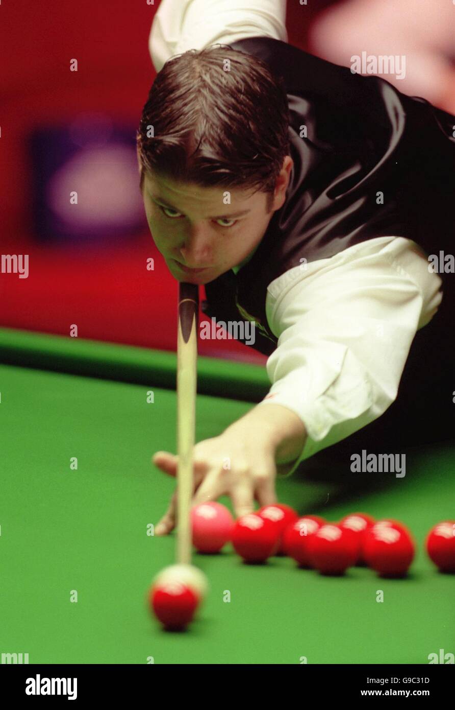 Snooker - Embassy World Championship - Crucible Theatre, Sheffield. Matthew Stevens en action contre Joe Swail Banque D'Images