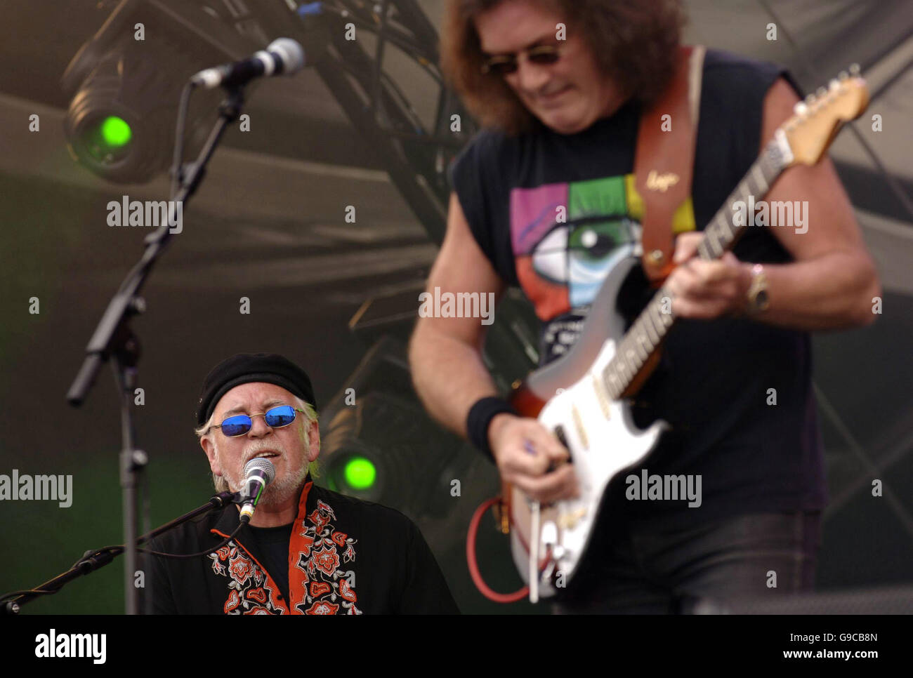 Gary Brooker et Geoff Whitehorn de Procol Harum sur scène à l'île de Wight Festival à Seaclose Park à Newport. Banque D'Images