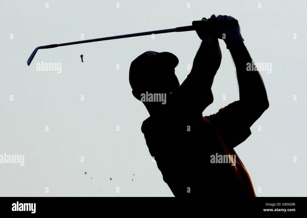 Tiger Woods aux États-Unis lors de la première partie du 135e Open Championship au Royal Liverpool Golf Club, Hoylake. Banque D'Images