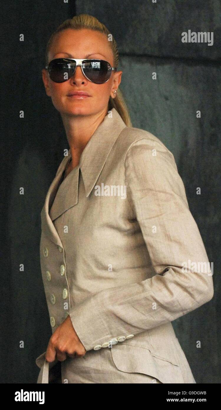 La mannequin et actrice Caprice Bourret arrive au Highbury Magistrats court de Londres pour faire face à des accusations de conduite de boissons. Banque D'Images