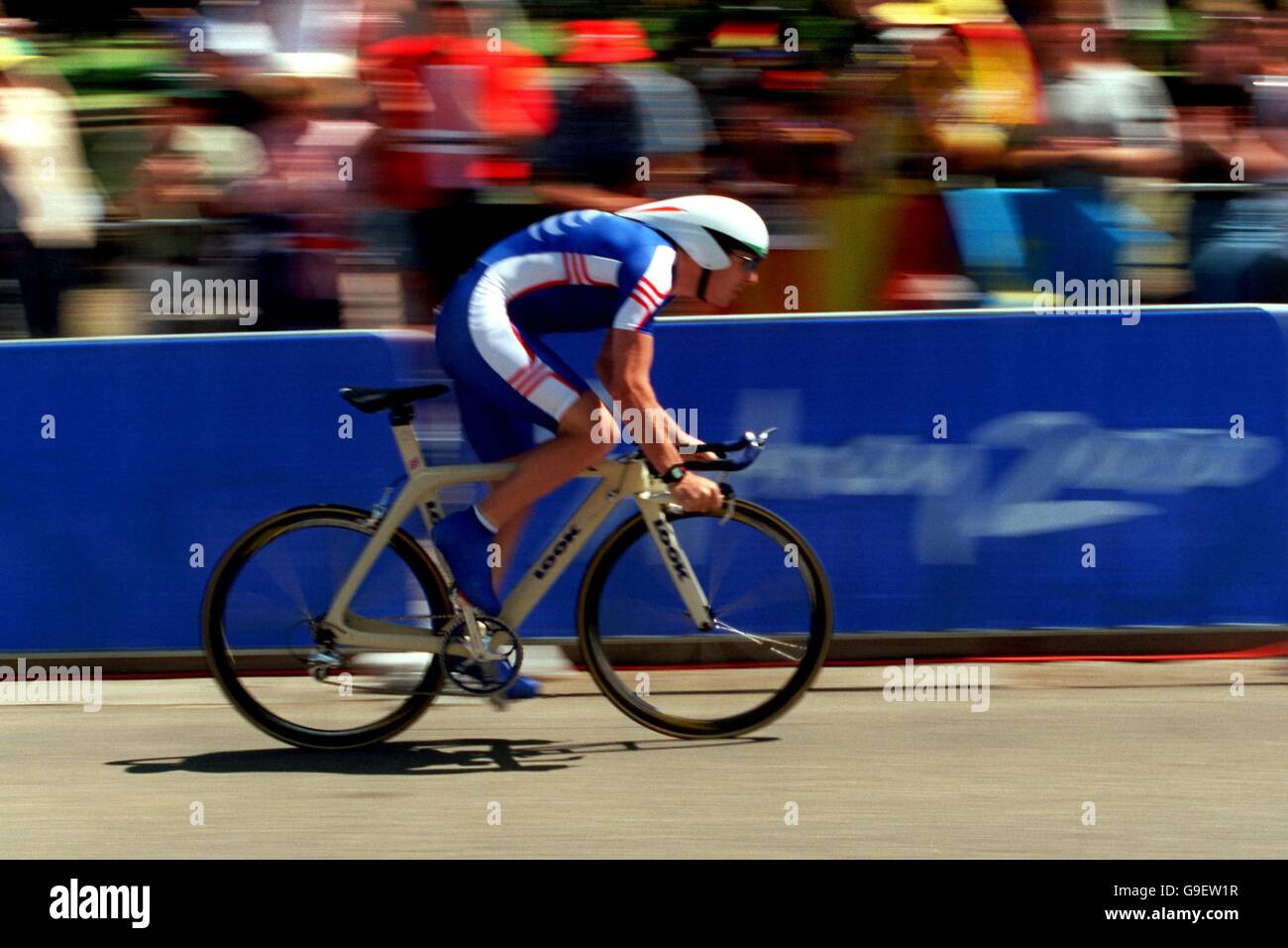 Sydney Jeux Olympiques de 2000 - Cyclisme - épreuve individuelle du temps pour hommes. Chris Boardman en Grande-Bretagne en action Banque D'Images