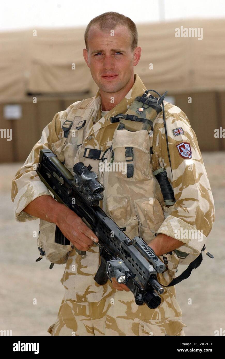 Le lieutenant Angus Mathers, commandant de peloton, 26 ans, de Cheltenham, qui a participé à deux semaines de lutte acharnée contre les incendies dans la province nord de Helmand, en Afghanistan. Banque D'Images
