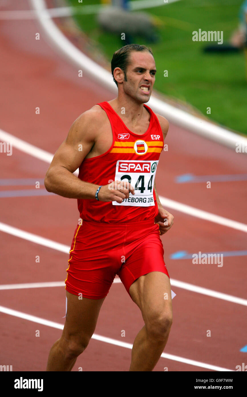 Athlétisme - Championnats d'athlétisme européens 2006 - Stade Ullevi.Oscar Gonzalez d'Espagne est en compétition dans le 100m dans le cadre de son événement de décathlon Banque D'Images