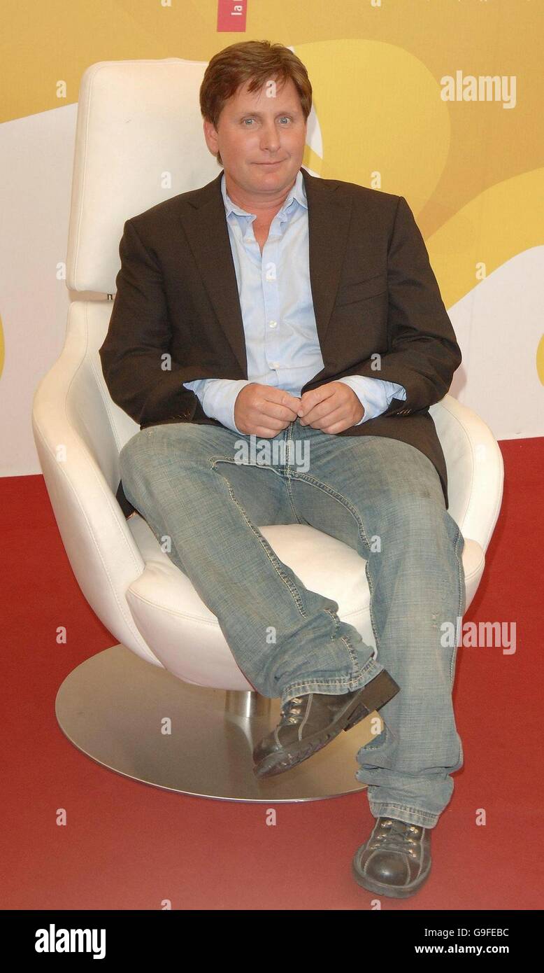 AP OUT Emilio Estevez assiste à une séance photo pour le nouveau film 'Bobby', au Palazzo del Casino, Venise, Italie, pendant le 63e Festival du film de Venise. Banque D'Images
