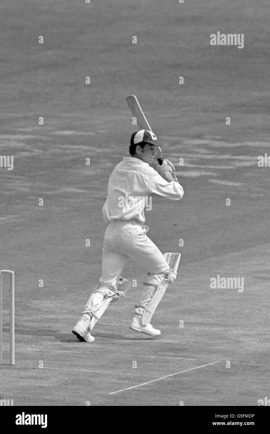 Cricket - écoles publiques v English Schools Cricket Association - Lord's - Premier jour.David Crane, des écoles publiques, se dirige vers l'extérieur Banque D'Images