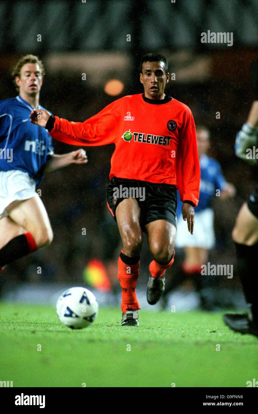 Soccer - Bank of Scotland Premier Division - Rangers contre Dundee United.Gustavo Fuentes, Dundee United Banque D'Images