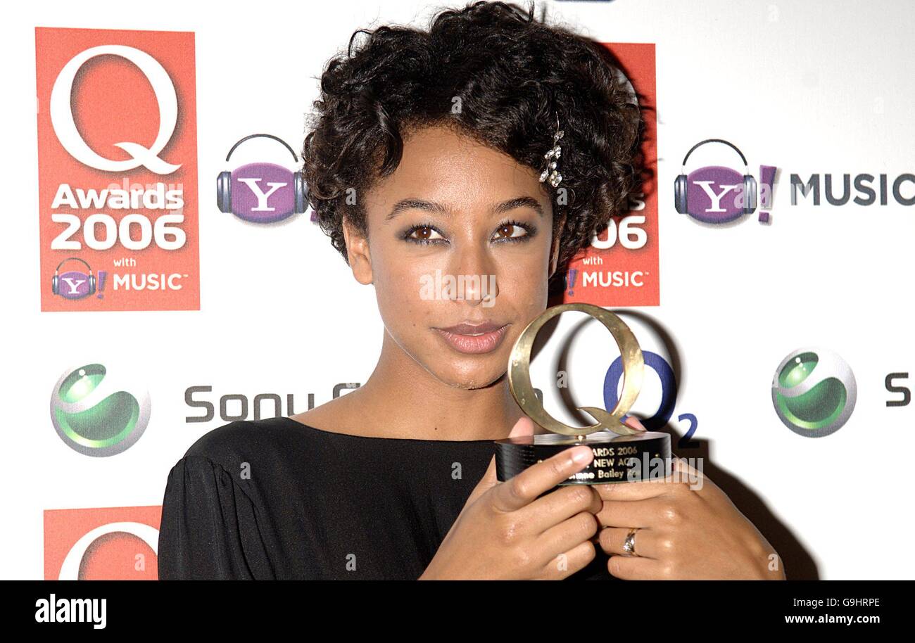 Corinne Bailey Rae, lors des Q Awards 2006, au Grosvenor House Hotel, dans le centre de Londres. APPUYEZ SUR ASSOCIATION photo. Date de la photo: Lundi 30 octobre 2006. Le crédit photo devrait se lire: Yui Mok/PA Banque D'Images