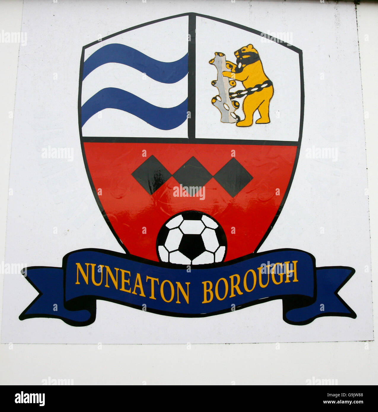 Stades de football. Écusson du club de Nuneaton Borough Banque D'Images
