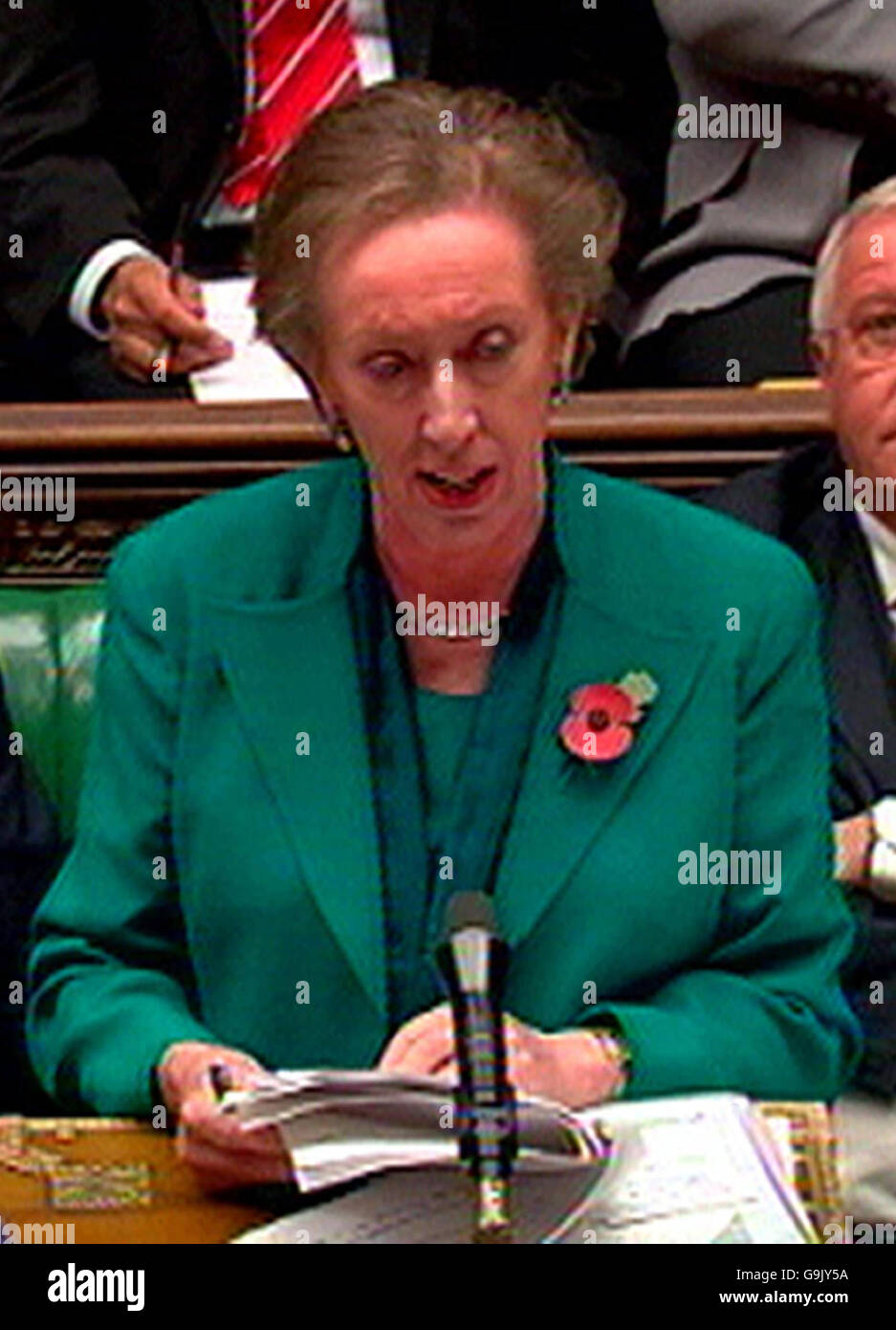 La secrétaire aux Affaires étrangères Margaret Beckett s'exprime à la Chambre des communes, à Londres, au cours d'une baraque sur une motion de la Chambre des communes exigeant une enquête officielle sur la guerre en Irak. Banque D'Images