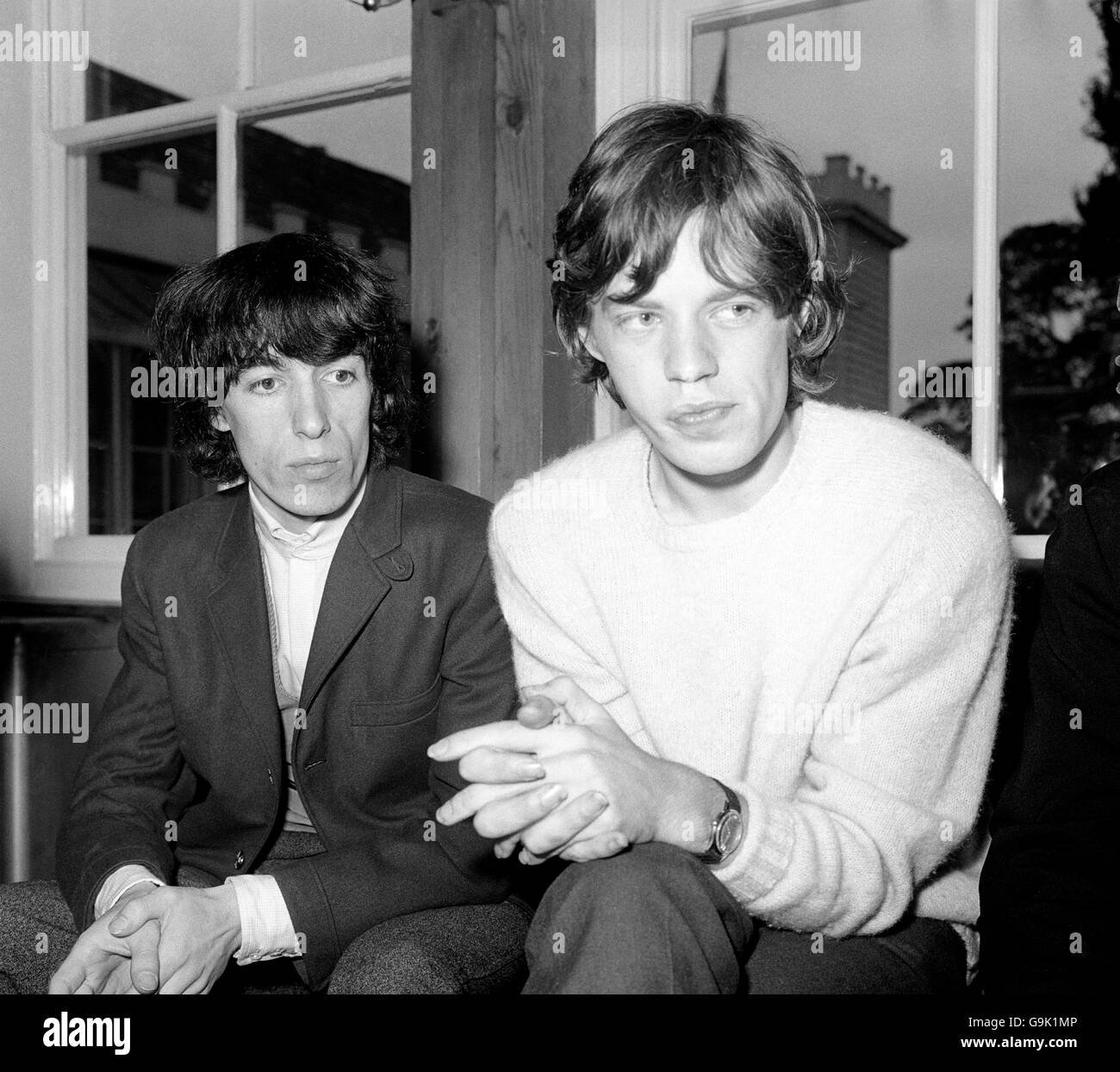 Bill Wyman (à gauche) et Mick Jagger des Rolling Stones. Banque D'Images