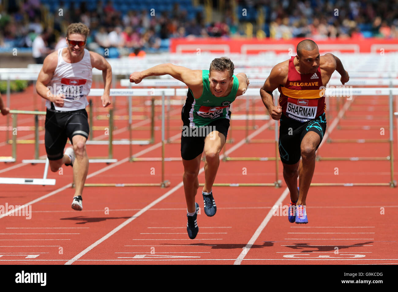 William Sharman, David King & Ross BLANCHARD, men's 110m haies - Chaleur 2, 2016 championnats britannique Alexander Stadium, Birmingham UK. Banque D'Images