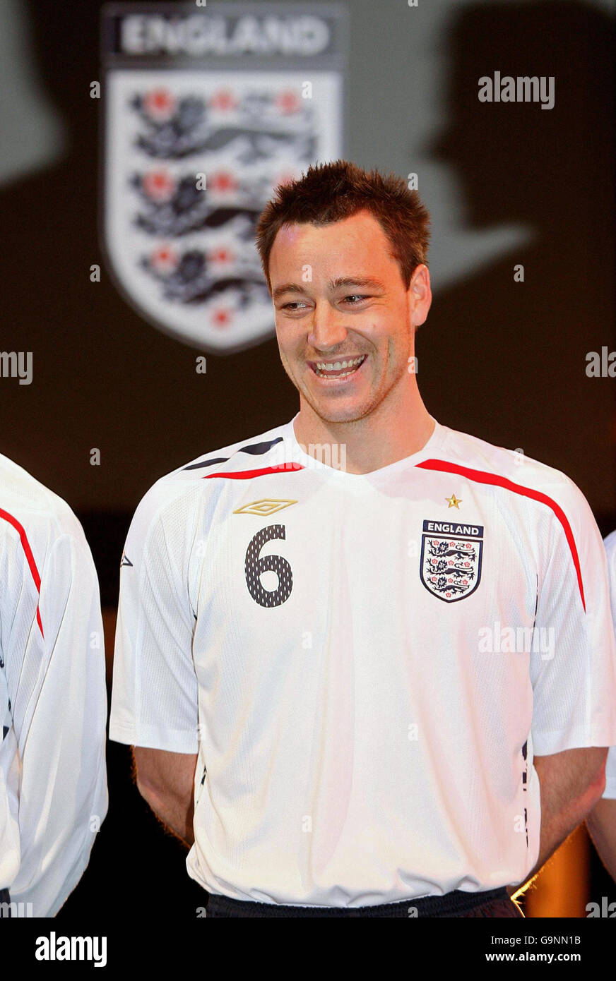 Maillot Domicile Angleterre 2008-10 Signé John Terry – Taille XL