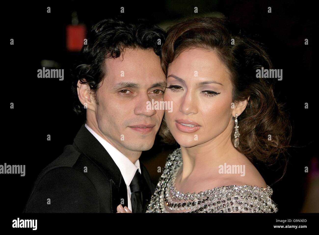 Marc Anthony et Jennifer Lopez arrivent pour la Vanity Fair Party annuelle au Mortons Restaurant, Los Angeles. Banque D'Images