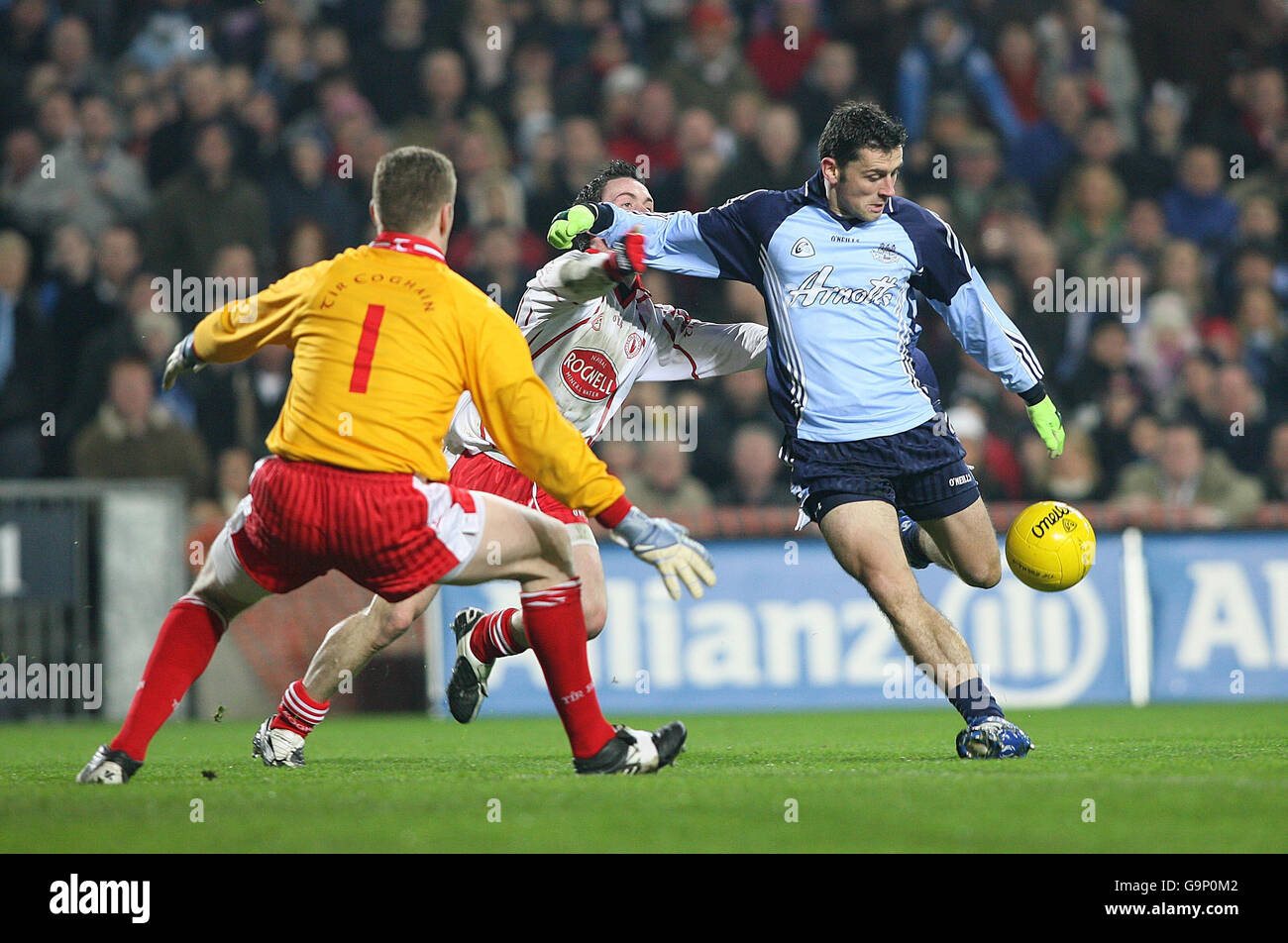 Le football gaélique - Dublin v Tyrone - Croke Park Photo Stock - Alamy