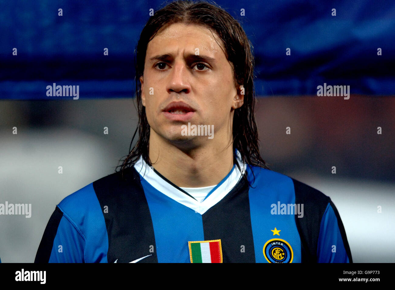 Football - Ligue des champions de l'UEFA - première manche Knockout - première jambe - Inter Milan / Valence - Giuseppe Meazza.Hernan Crespo, Inter Milan Banque D'Images