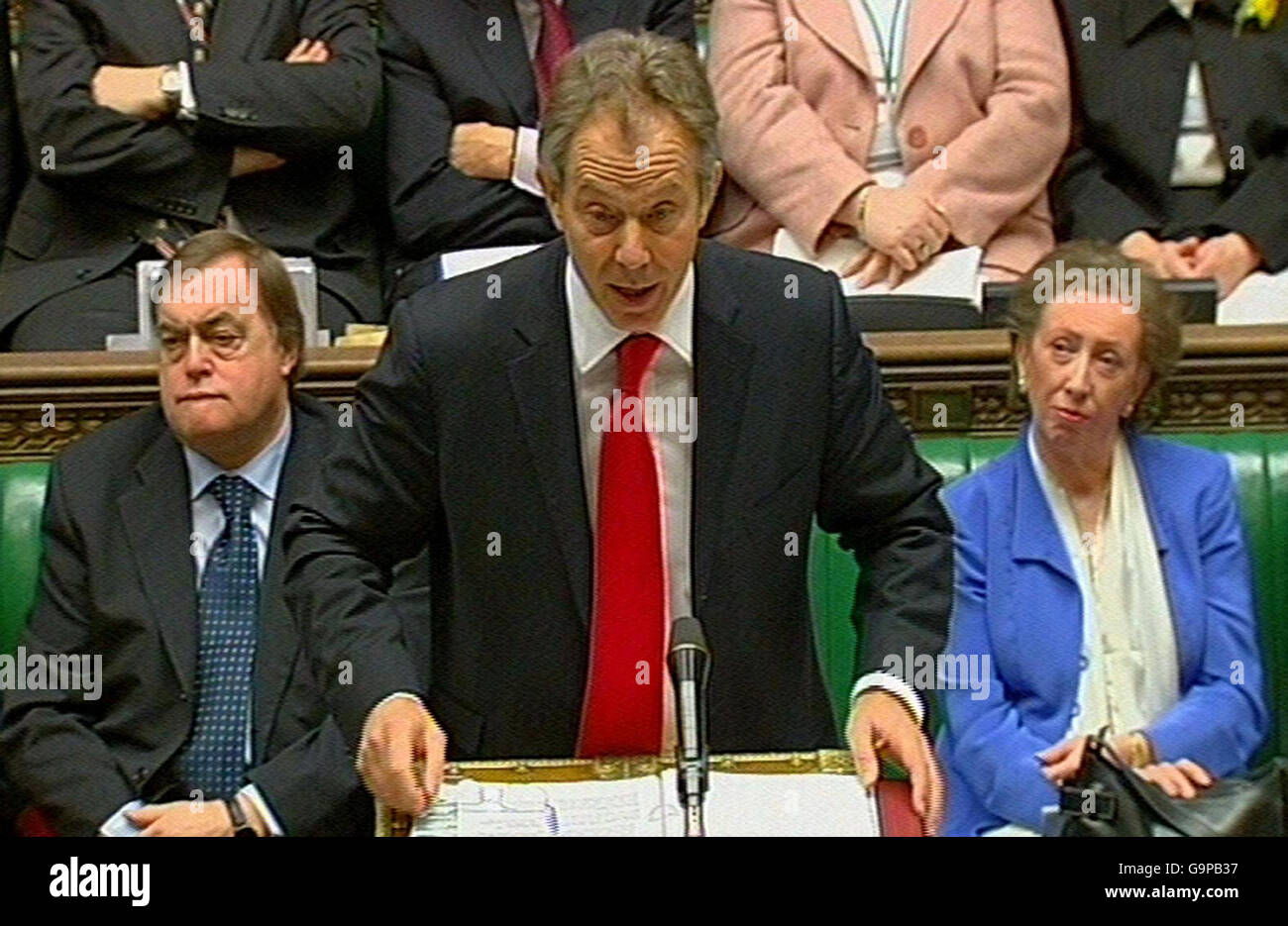 Le premier ministre Tony Blair pendant les questions du premier ministre à la Chambre des communes. Banque D'Images
