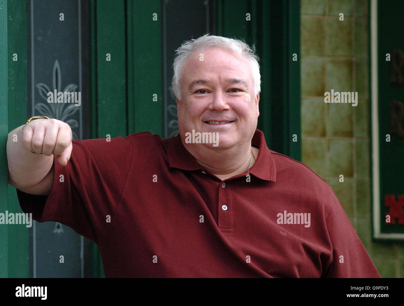 « Jerry Morton » (joué par Michael Starkey) est présenté à Coronation Street lors d'une séance photo aux Granada Studios de Manchester. Banque D'Images