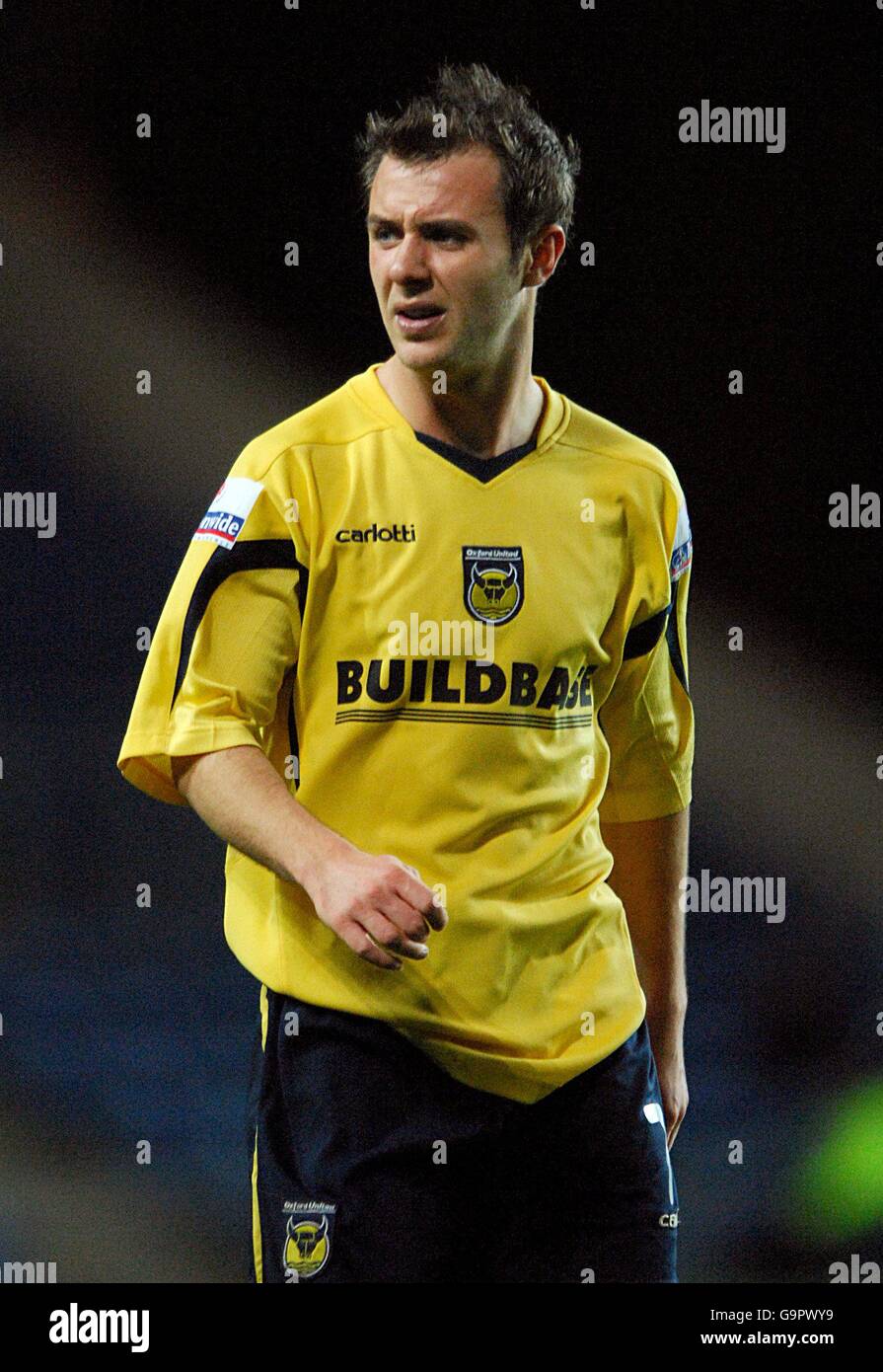 Football - le Trophée FA Carlsberg - première partie - Oxford United v Lewes - Stade Kassam. Carl Pettefer, Oxford United Banque D'Images