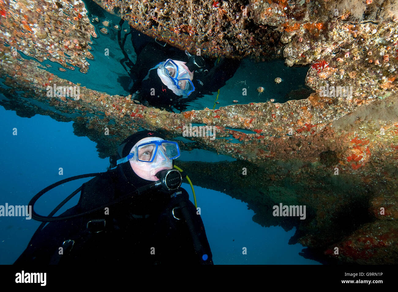 Plongeur et son reflet dans une bulle d'air, Fuerteventura, Iles des Canaries, l'Atlantique Banque D'Images