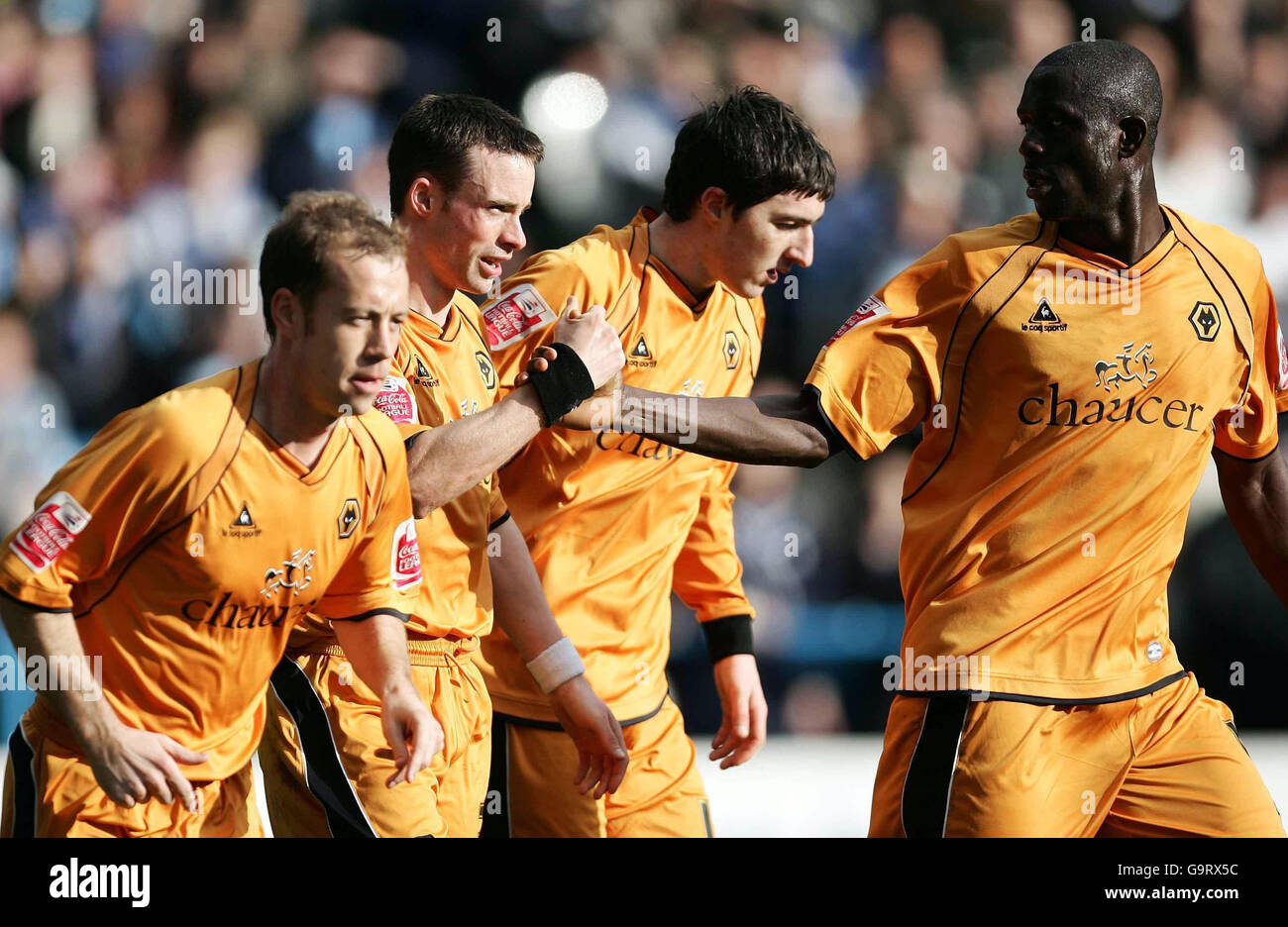 Michael McIndoe de Wolverhampton Wanderers (deuxième à partir de la gauche) célèbre son but avec Jamie Clapham, Stephen Ward et Seyi Olofinjana lors du match de championnat de la Coca-Cola football League à Hillsborough, Sheffield. Banque D'Images Michael McIndoe de Wolverhampton Wanderers (deuxième à partir de la gauche) célèbre son but avec Jamie Clapham, Stephen Ward et Seyi Olofinjana lors du match de championnat de la Coca-Cola football League à Hillsborough, Sheffield. Banque D'Images