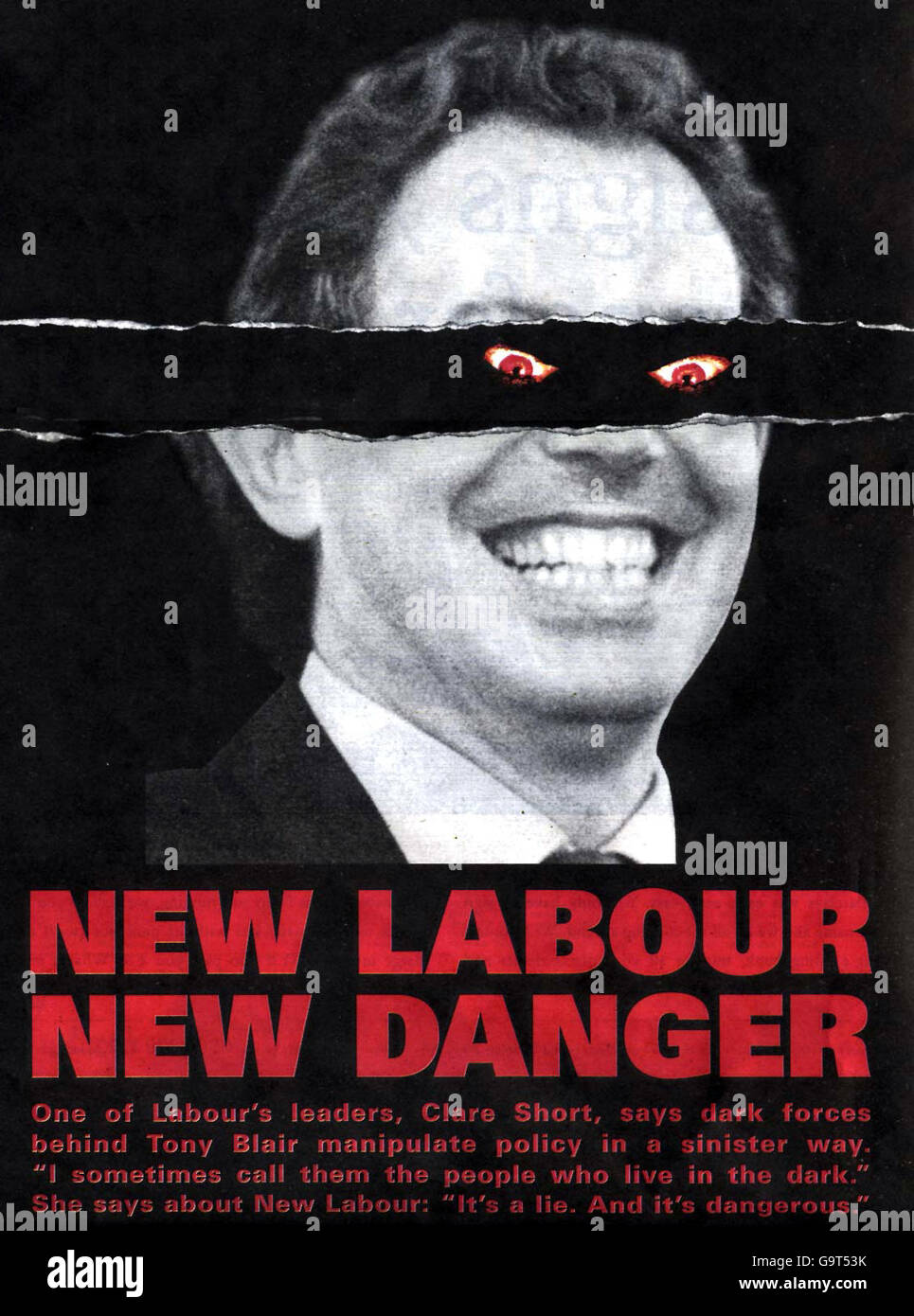 Le Bureau central conservateur a dévoilé leur dernière arme de campagne pré-électorale, une affiche représentant Tony Blair avec des yeux démoniaques. Banque D'Images