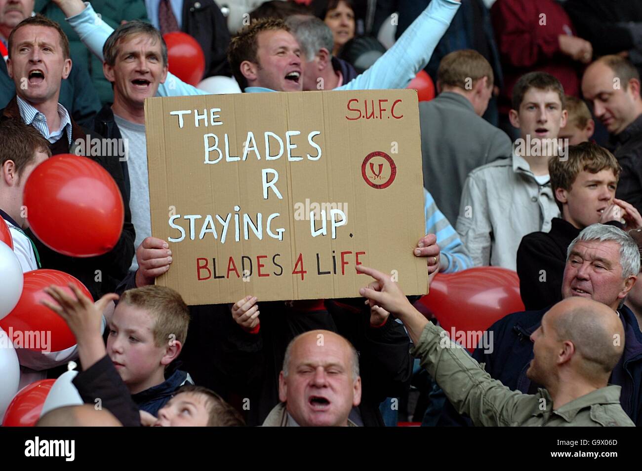 Soccer - FA Barclays Premiership - Sheffield United contre Wigan Athletic - Bramall Lane.Les fans de Sheffield United, dans les tribunes pendant le match. Banque D'Images