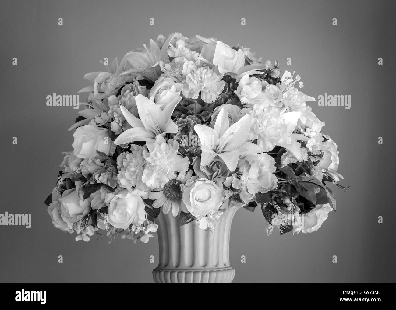 Bouquet fleur sur le noir et blanc Banque D'Images