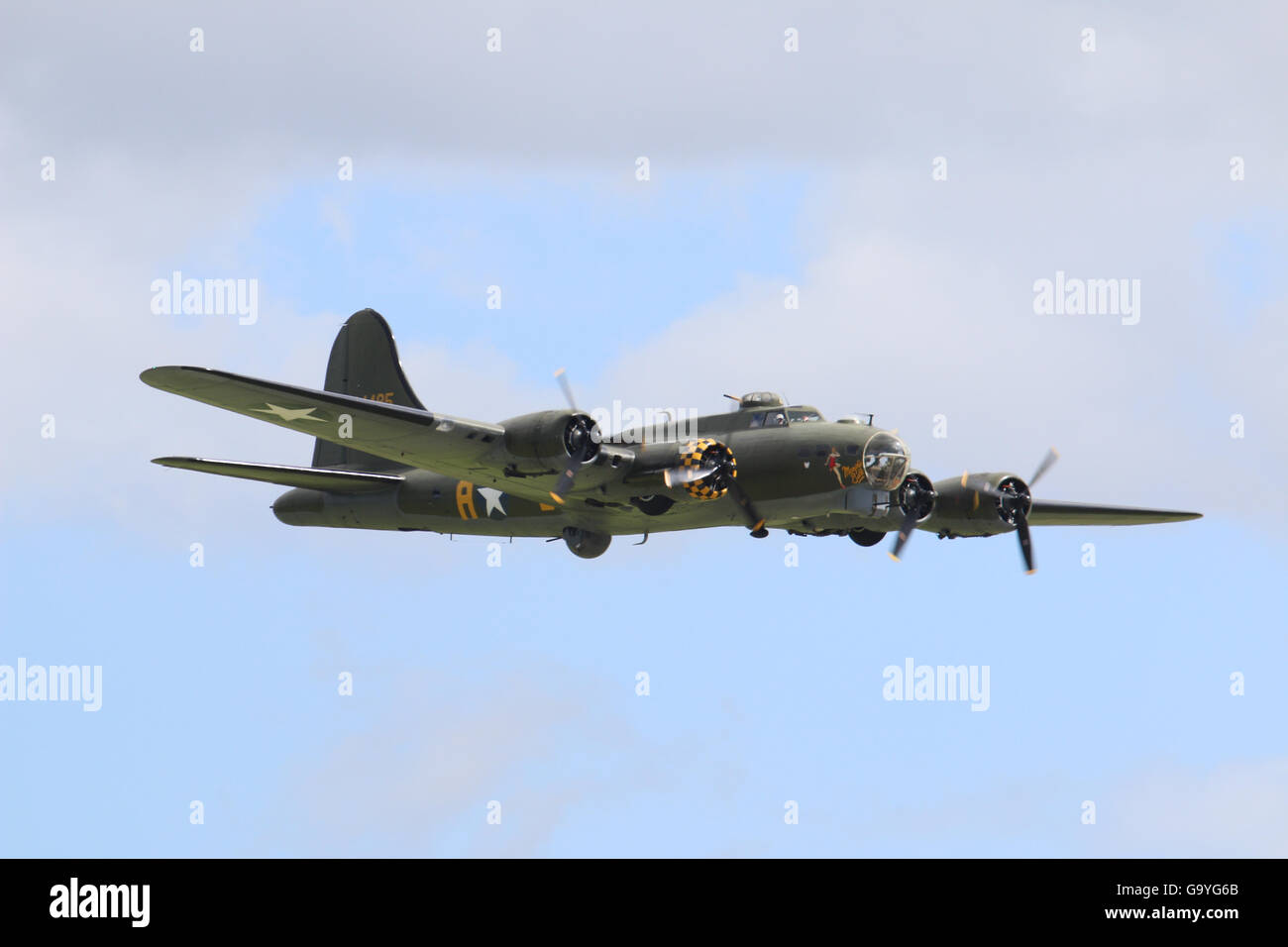 Yeovilton, Somerset, UK 2 Juillet, 2016 Somerset Yeovilton 2 juillet 2016 Sally B propriété privée B-17G Flying Fortress qui a joué dans le film Memphis Belle Crédit : David Billinge/Alamy Live News Banque D'Images