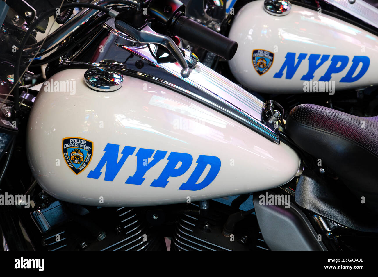 New york police department motorcycle Banque de photographies et d ...