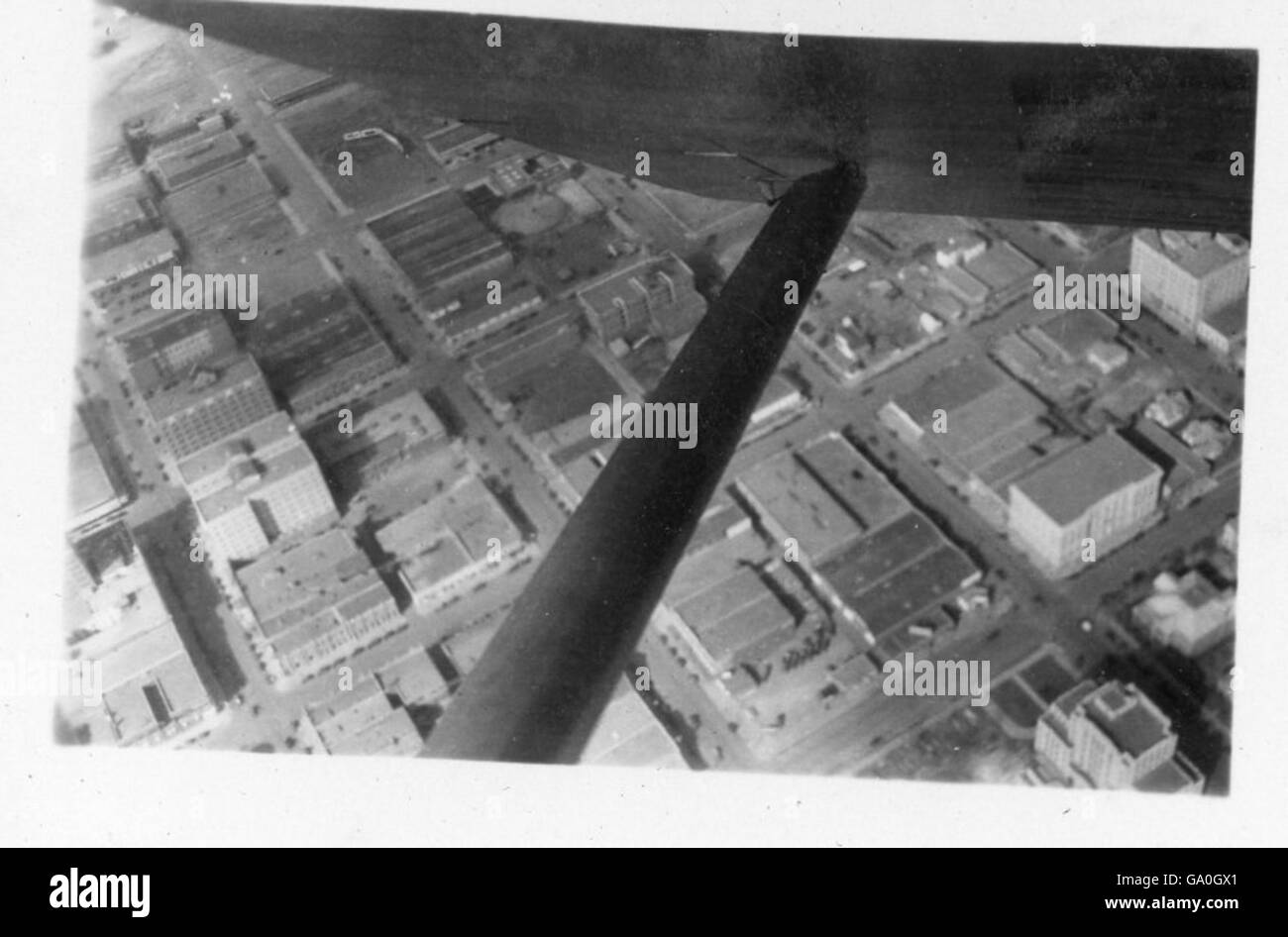 Album Photo Vintage Des Années 1950 - 125+ Photos (Militaires, Voyages, Personnes)