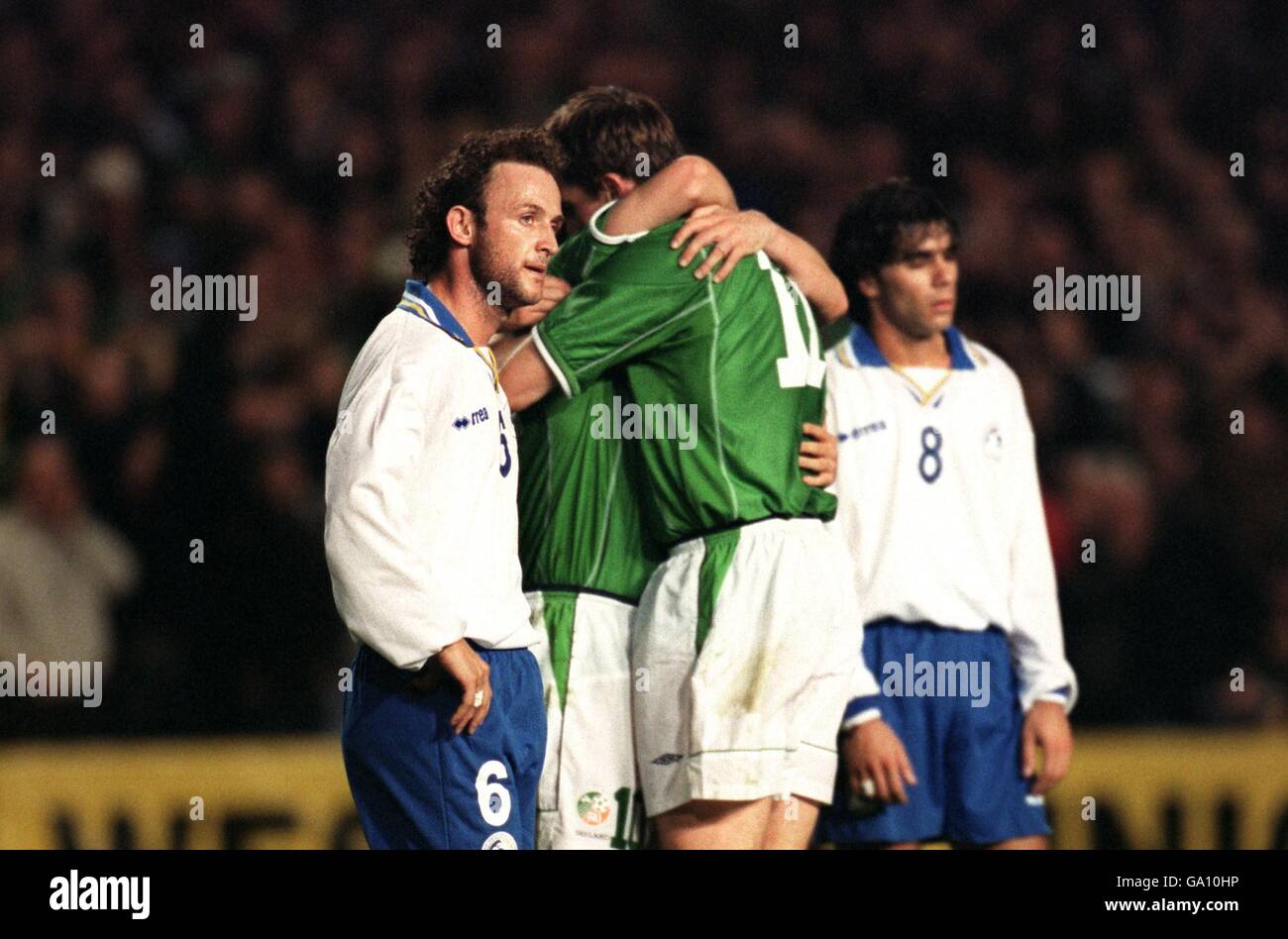 MAILLOT DE FOOT IRLANDE COUPE DU MONDE 2002 DOMICILE UMBRO - VERT, TAILLE S ADULTE