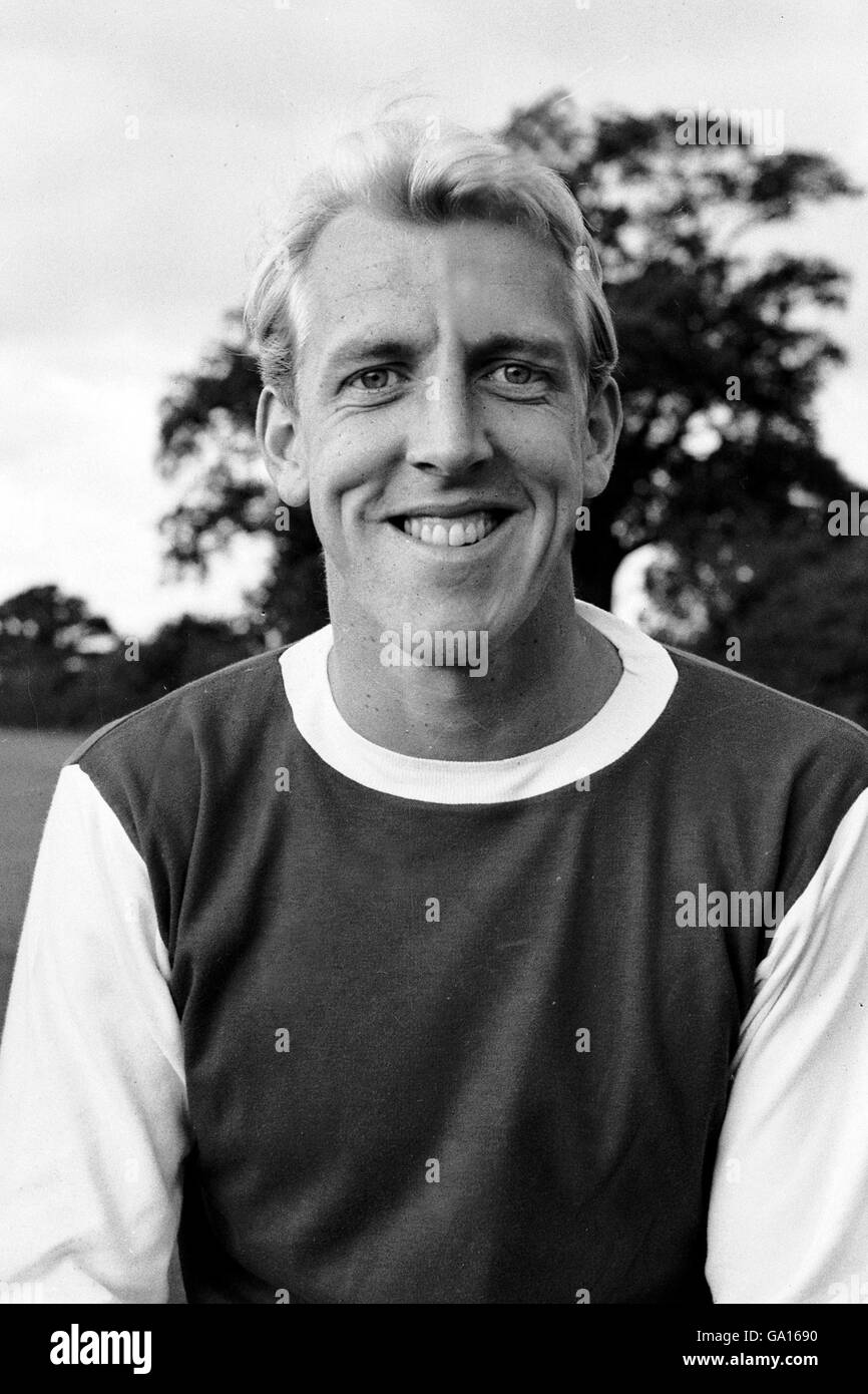 Football - football League Division One - Arsenal Photocall. Ian Ure, Arsenal Banque D'Images
