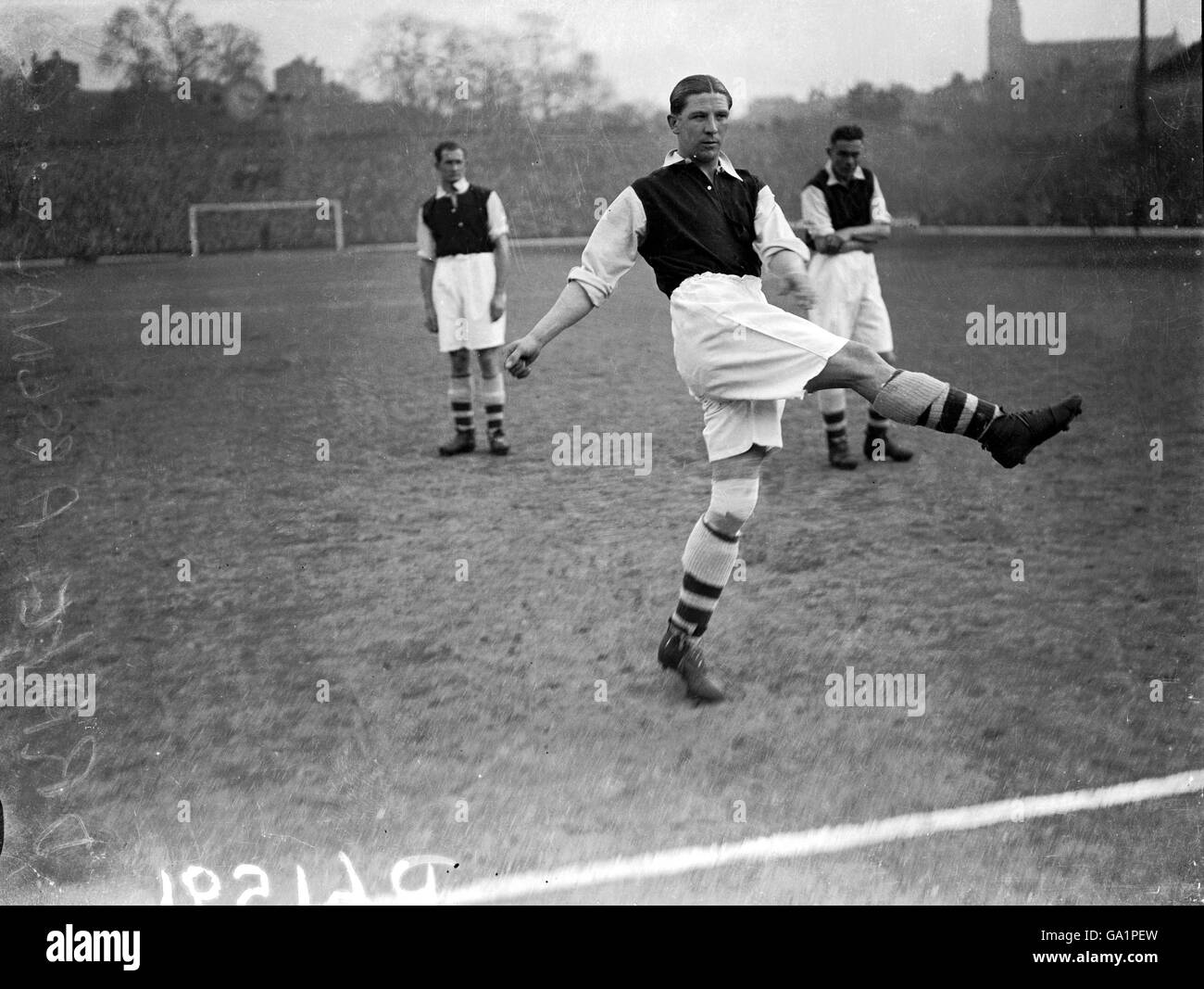 Football - football League Division One - Arsenal / Aston Villa. Ted Drake, Arsenal Banque D'Images