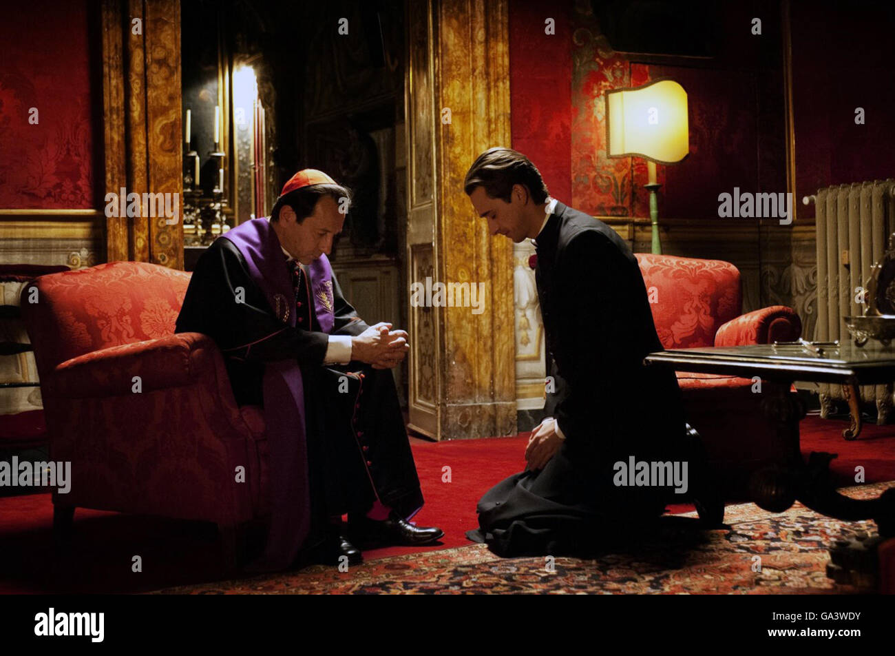 Suburra est 2015 néo-italien film noir réalisé par Stefano Sollima, basé sur le roman de Carlo Bonini et Giancarlo de Cataldo du même titre. Cette photo est pour un usage éditorial uniquement et est l'auteur de la société film et/ou le photographe attribué par le film ou la société de production et ne peut être reproduite que par des publications dans le cadre de la promotion du film ci-dessus. Un crédit obligatoire pour l'entreprise de film est nécessaire. Le photographe devrait également être portés lorsqu'il est connu. Banque D'Images