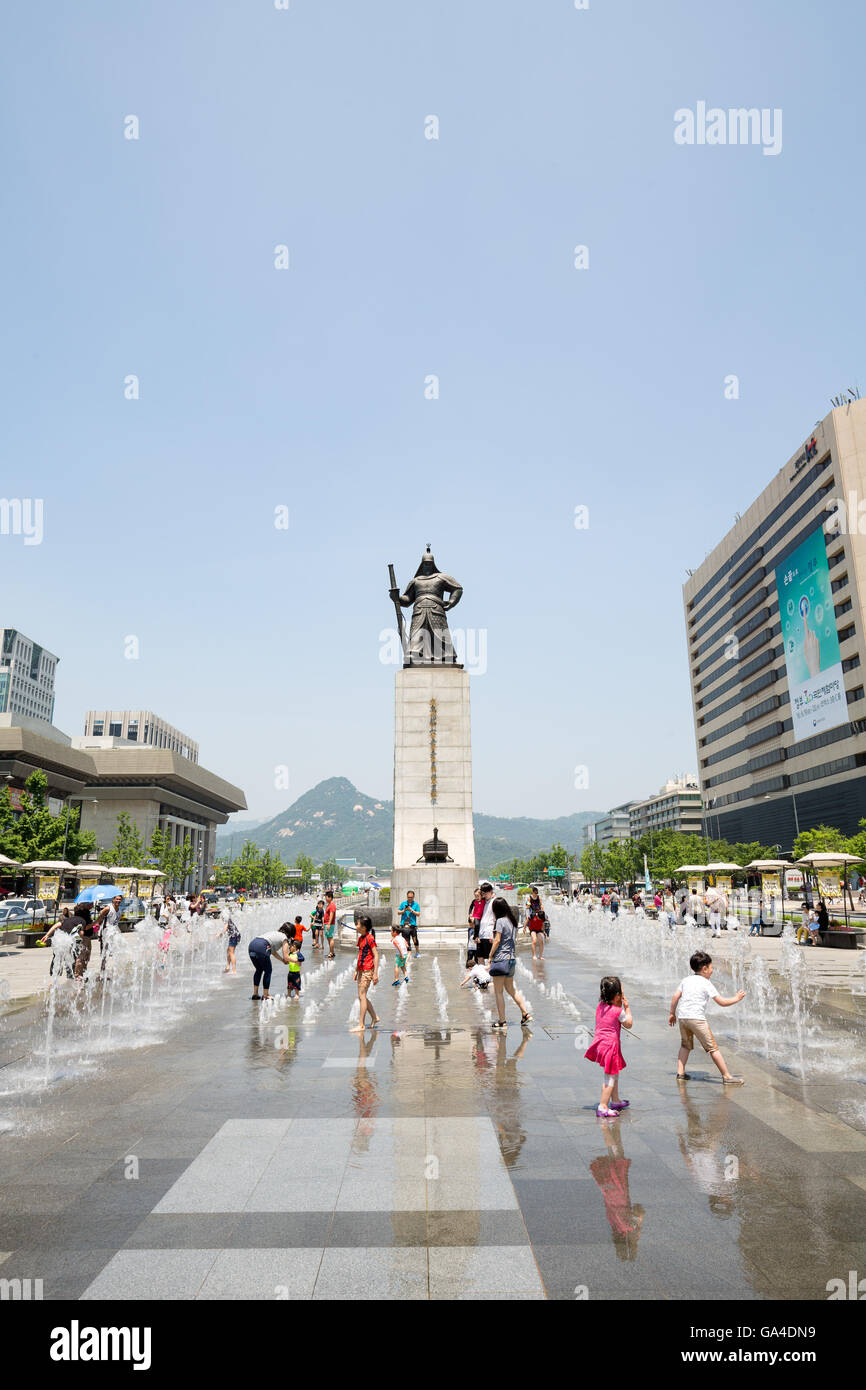 La place Gwanghwamun à Séoul, Corée du Sud. Banque D'Images
