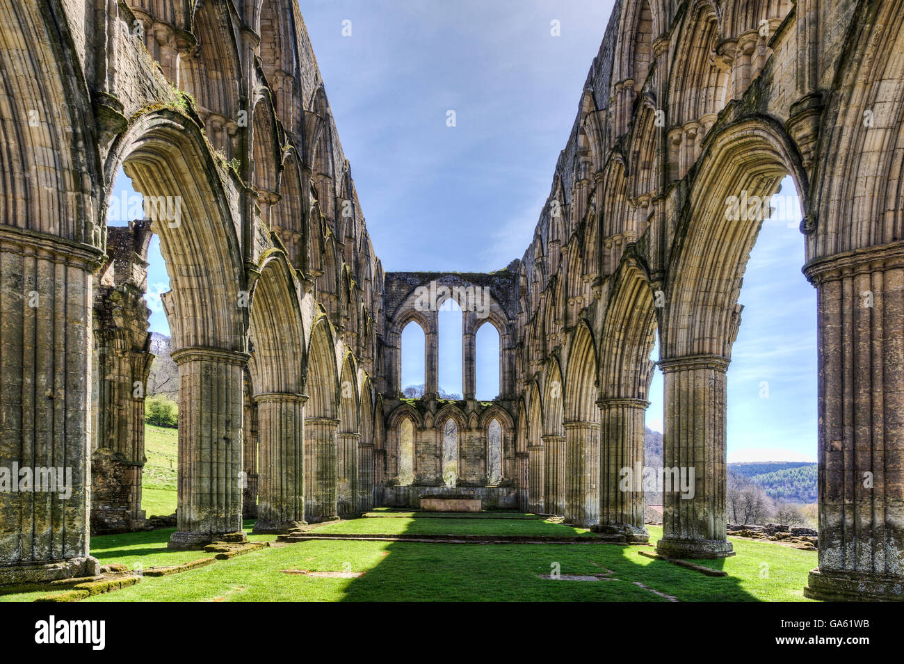 Sanctuaire de l'abbaye de Rievaulx Banque D'Images