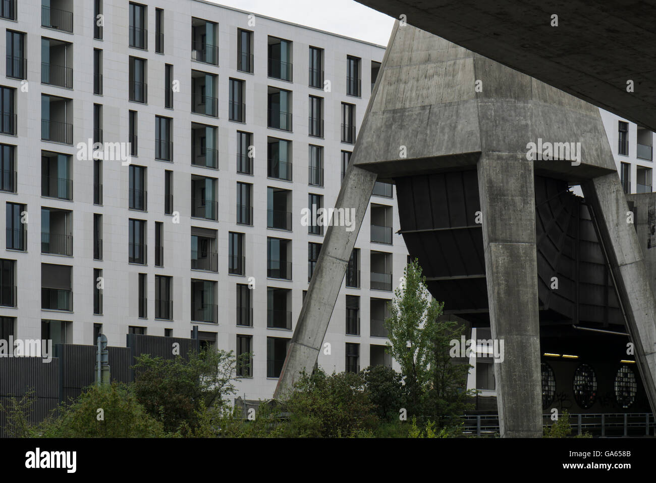 Appartements avec cheminée Nordtangente Basel Banque D'Images