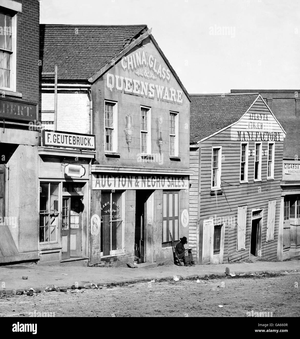 L Esclavage Usa Une Vente Aux Encheres D Esclaves Maison A Atlanta Georgie Prises En 1864 Au Cours Du General Sherman Occupation De La Ville Dans La Guerre Civile Americaine Photographie Par George