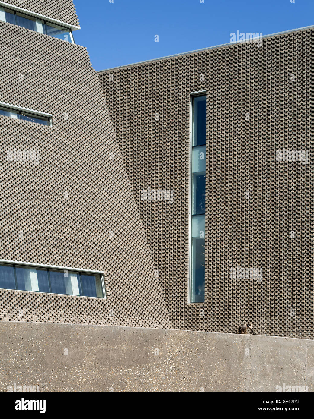 Vue détaillée de l'interrupteur. Maison de l'interrupteur à la Tate Modern de Londres, Royaume-Uni. Architecte : Herzog et De Meuron, 2016. Banque D'Images