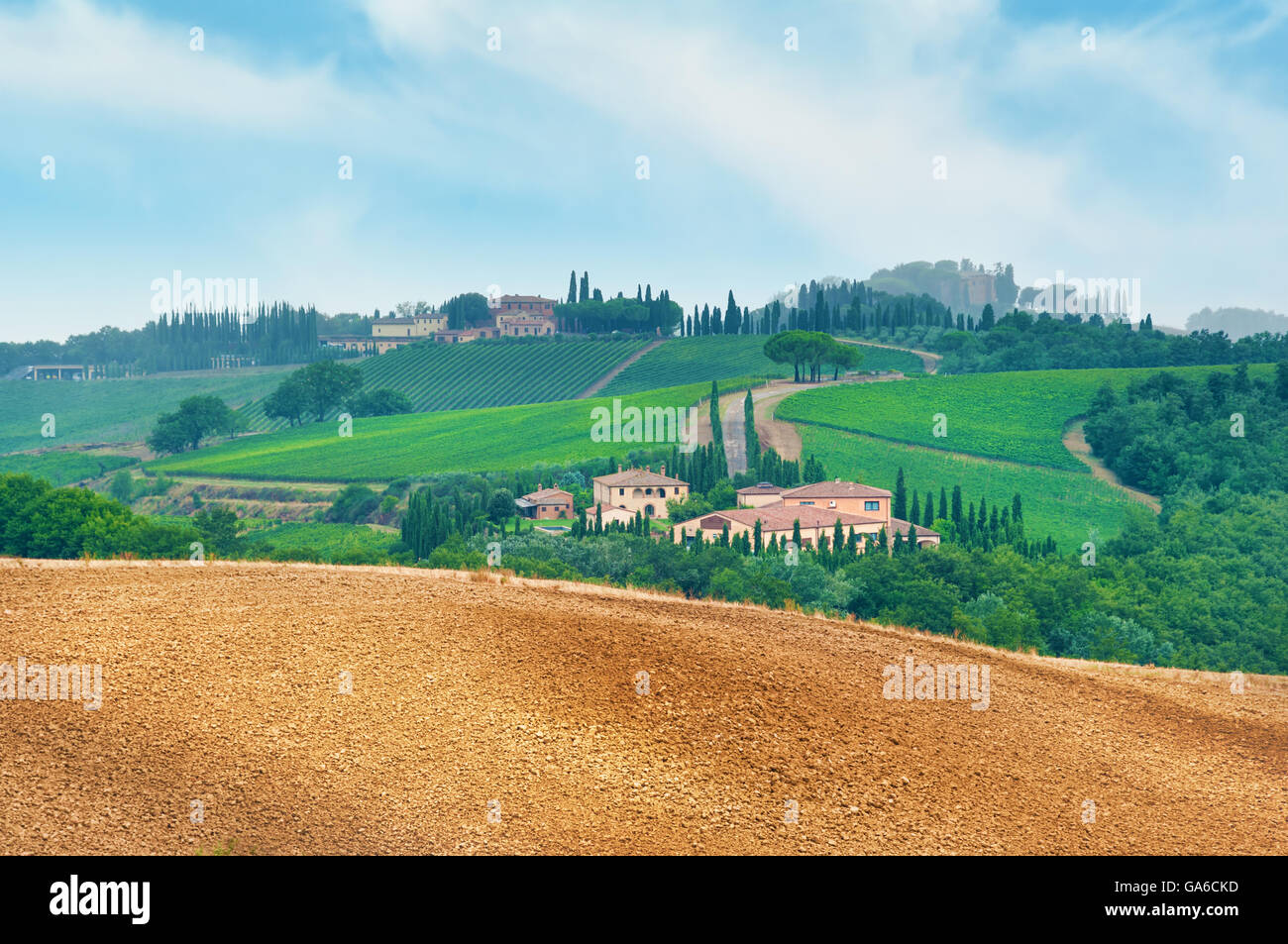 Paysage de campagne en italie Banque de photographies et d’images à ...