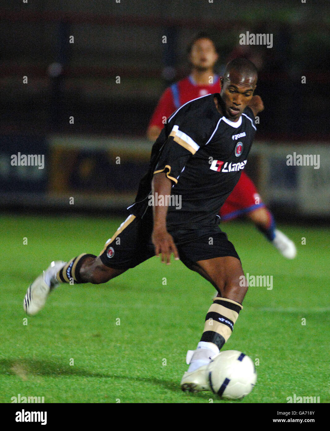 Football - amical - Aldershot Town / Charlton Athletic - le terrain de loisirs.Yassin Moutaouakil de Charlton Athletic Banque D'Images