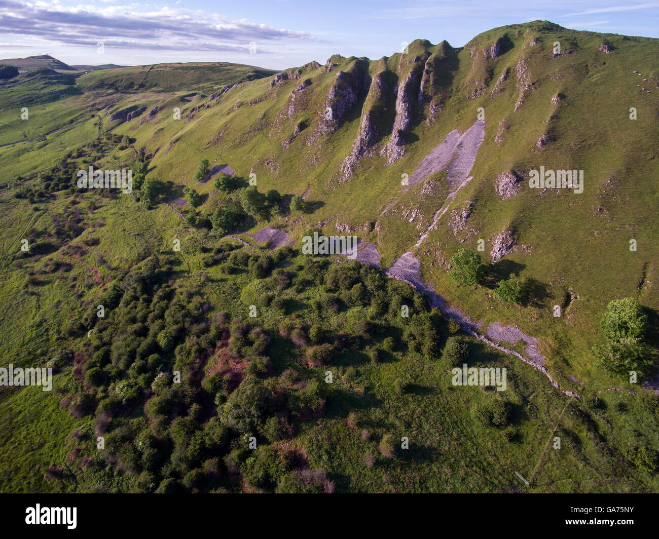 Vue aérienne de Chrome Hill, Peak District, Derbyshire, Royaume-Uni Banque D'Images